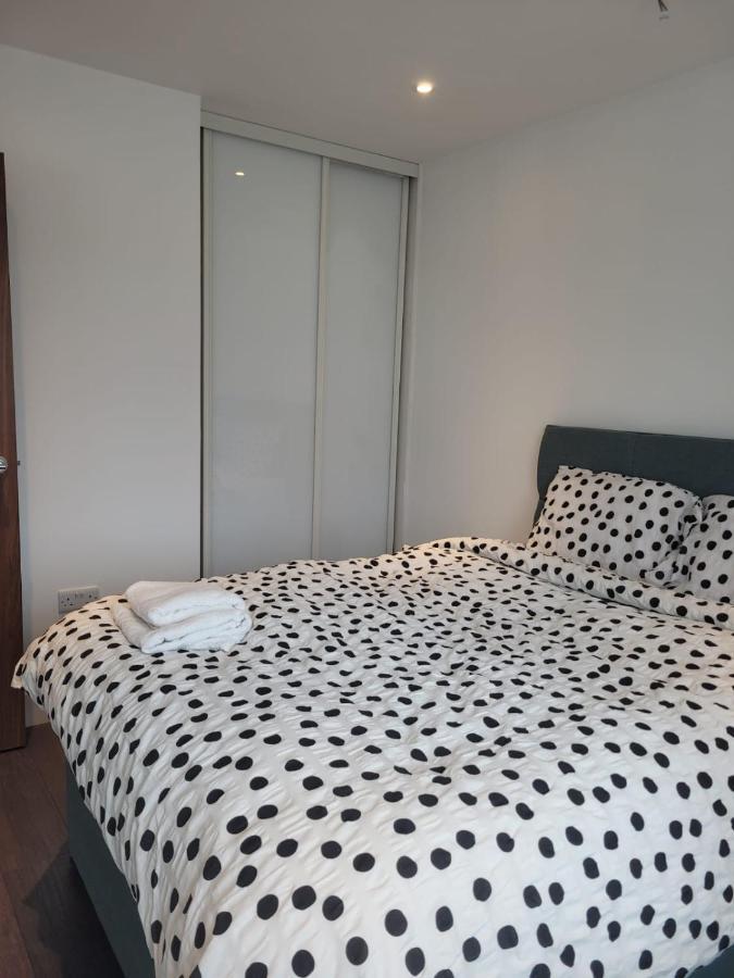 2Br Chic London Sleep 9 Bp7 Apartment Luaran gambar